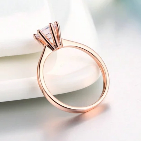 Tiffany's Ballerina Solitaire 18K Rose Gold Ring - Picture 3 of 7